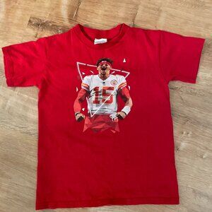 Youth Size Small Patrick Mahomes T-Shirt Kansa City Chiefss